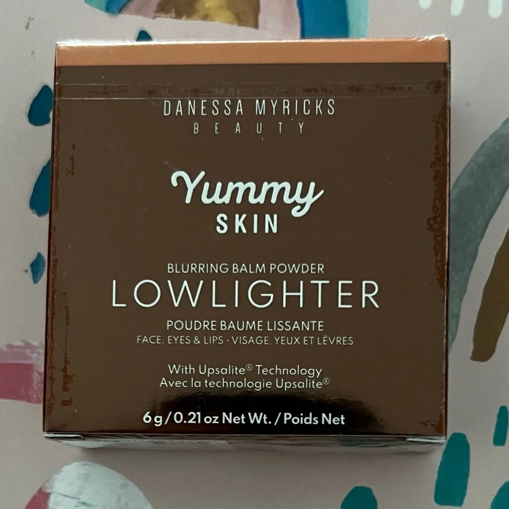DANESSA MYRICKS - YUMMY SKIN - LOWLIGHTER - BLURRING BALM POWDER - NIB- LOWKEY